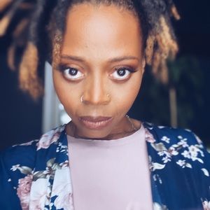 Hey! I personally love lululemon, Tory Burch, Goyard, Louis Vuitton, Paul Green